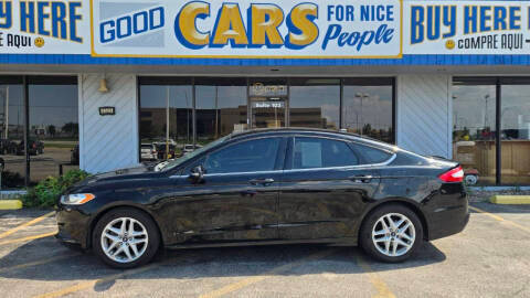 2016 Ford Fusion SE FWD photo