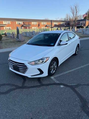 2018 Hyundai Elantra SEL FWD photo
