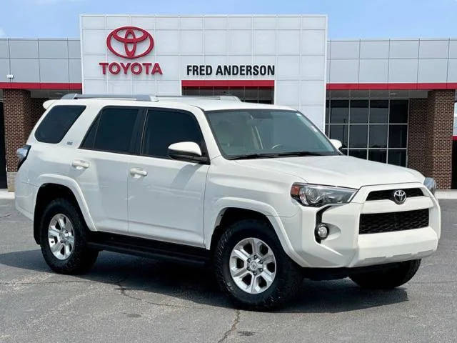 2018 Toyota 4Runner SR5 RWD photo