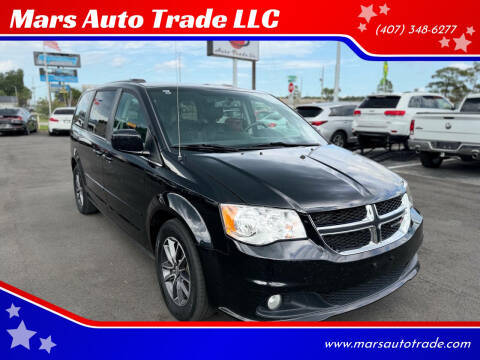 2017 Dodge Grand Caravan SXT FWD photo