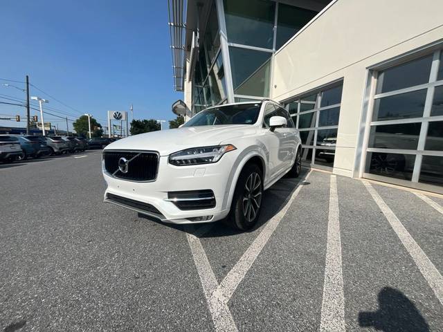 2019 Volvo XC90 Momentum AWD photo
