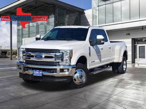 2019 Ford F-350 Super Duty LARIAT 4WD photo