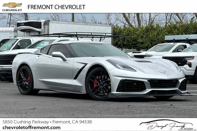 2019 Chevrolet Corvette 2LT RWD photo