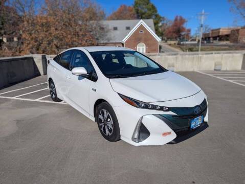 2019 Toyota Prius Prime Plus FWD photo