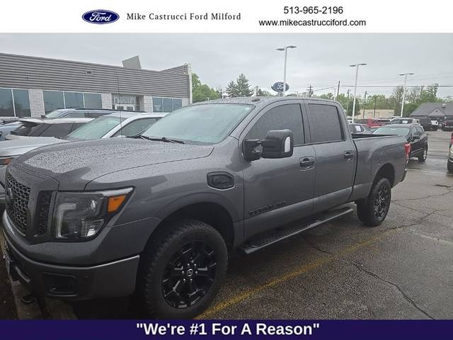 2019 Nissan Titan XD SV 4WD photo