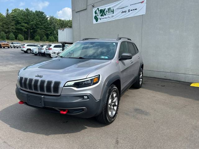 2019 Jeep Cherokee Trailhawk 4WD photo