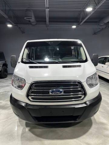 2018 Ford Transit Van RWD photo