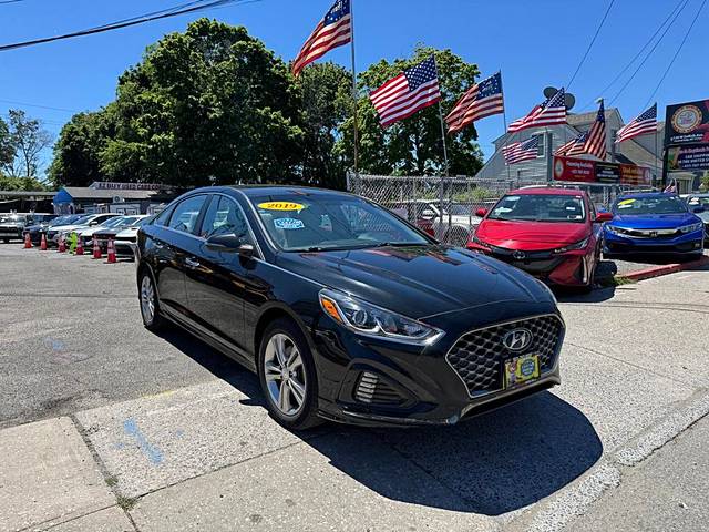 2019 Hyundai Sonata SEL FWD photo
