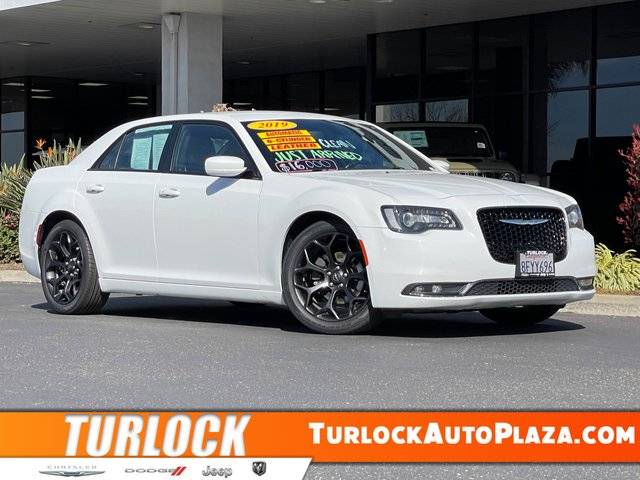 2019 Chrysler 300 300S RWD photo