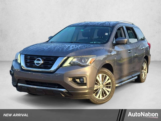 2019 Nissan Pathfinder SL FWD photo