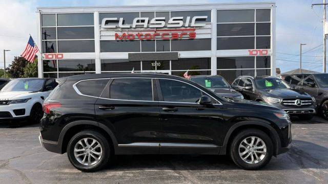 2019 Hyundai Santa Fe SE FWD photo