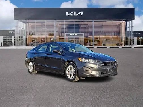 2019 Ford Fusion SE FWD photo