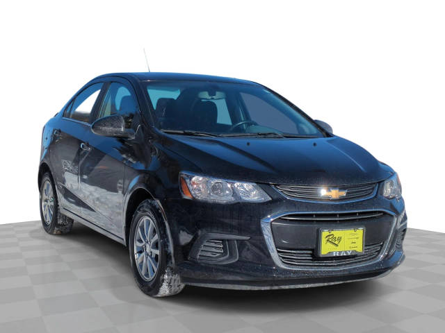 2019 Chevrolet Sonic LT FWD photo