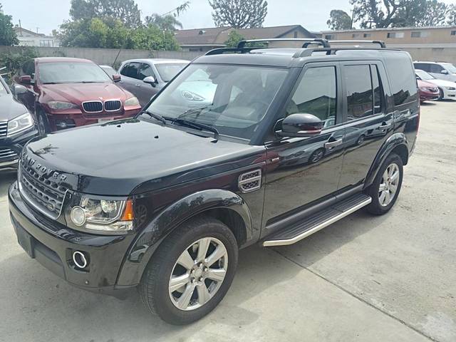 2016 Land Rover LR4 HSE 4WD photo