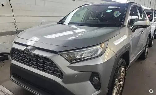 2019 Toyota RAV4 Limited FWD photo