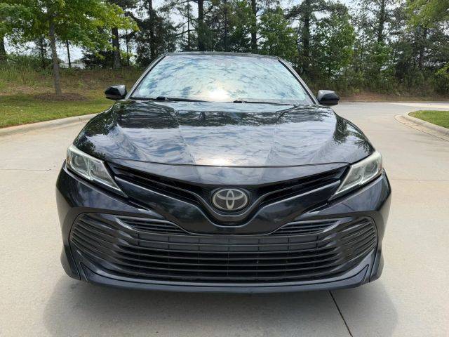 2019 Toyota Camry LE FWD photo