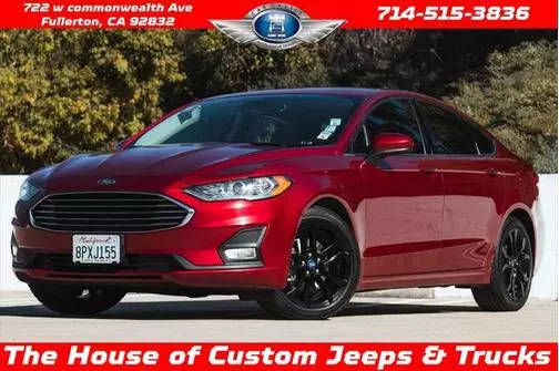 2019 Ford Fusion SE FWD photo