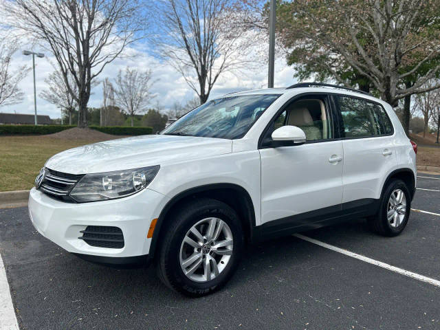 2016 Volkswagen Tiguan S FWD photo