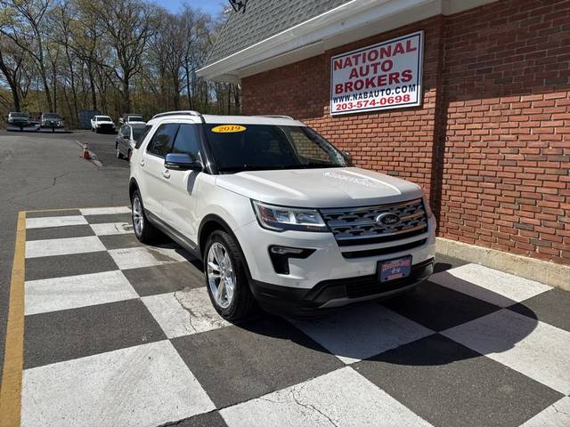 2019 Ford Explorer XLT 4WD photo