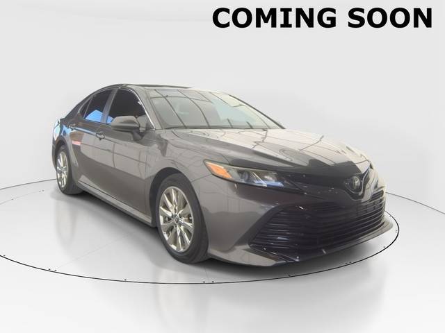 2019 Toyota Camry LE FWD photo