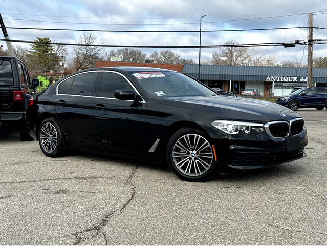 2019 BMW 5 Series 530i RWD photo