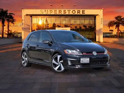 2019 Volkswagen Golf GTI SE FWD photo