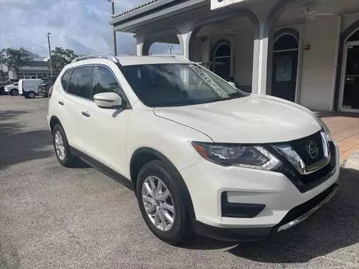 2019 Nissan Rogue SV FWD photo