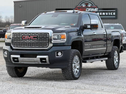 2019 GMC Sierra 2500HD Denali 4WD photo