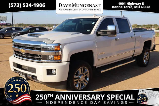 2019 Chevrolet Silverado 2500HD High Country 4WD photo
