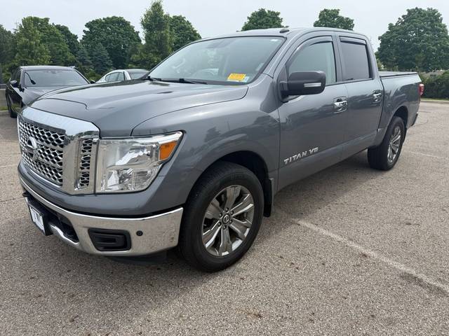 2019 Nissan Titan SV 4WD photo