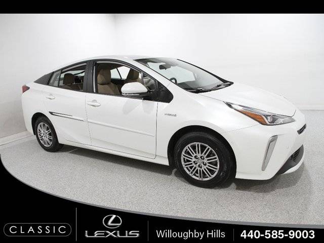 2019 Toyota Prius LE AWD photo