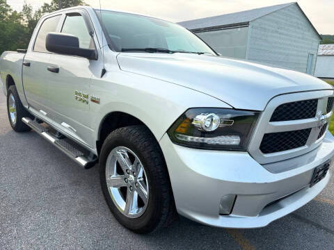 2015 Ram 1500 Express 4WD photo