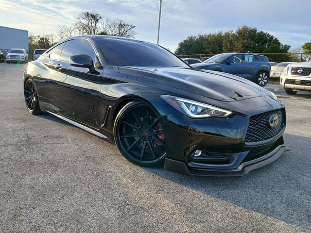 2019 Infiniti Q60 3.0t LUXE RWD photo