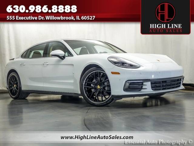 2019 Porsche Panamera 4 Executive AWD photo