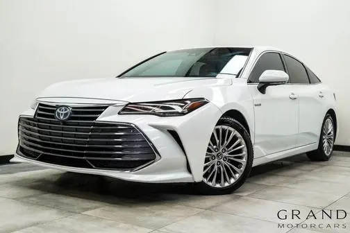 2019 Toyota Avalon Hybrid Limited FWD photo