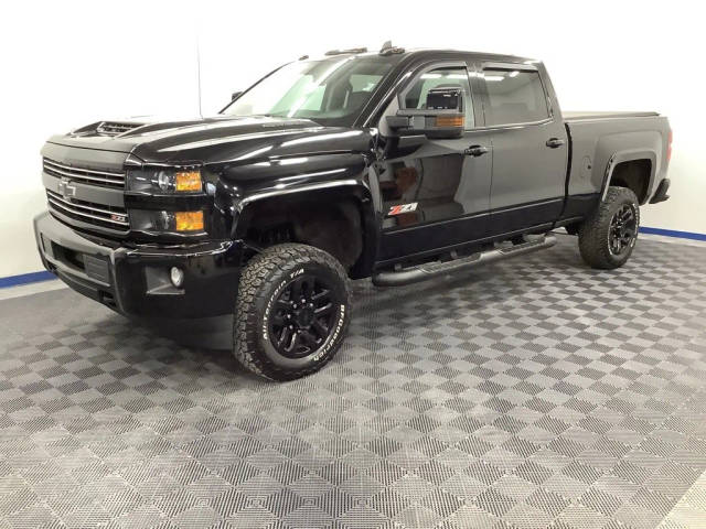 2019 Chevrolet Silverado 2500HD LTZ 4WD photo