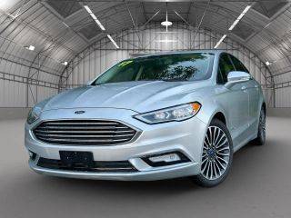 2017 Ford Fusion Hybrid Titanium FWD photo