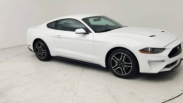 2018 Ford Mustang EcoBoost RWD photo