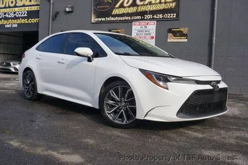 2020 Toyota Corolla LE FWD photo