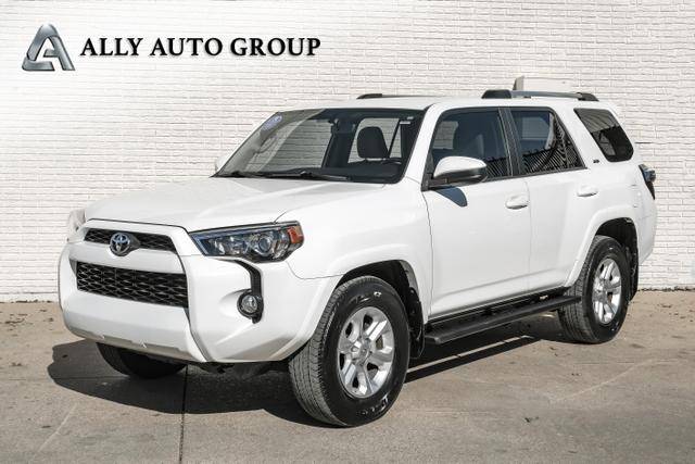 2019 Toyota 4Runner SR5 RWD photo