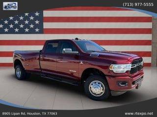 2019 Ram 3500 Big Horn 4WD photo