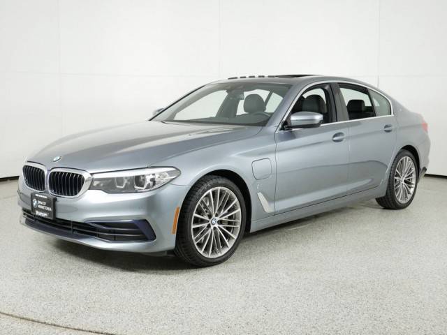 2019 BMW 5 Series 530e xDrive iPerformance AWD photo