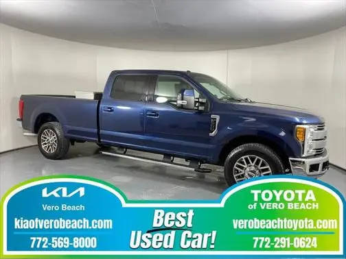 2017 Ford F-350 Super Duty Lariat RWD photo