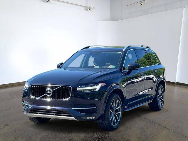 2019 Volvo XC90 Momentum AWD photo
