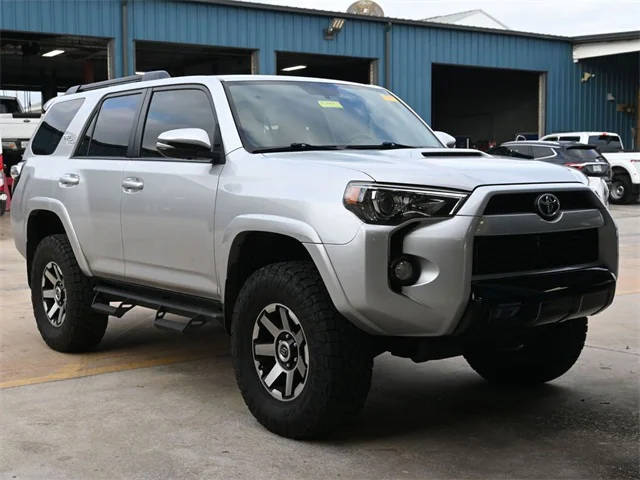 2019 Toyota 4Runner TRD Off Road Premium 4WD photo