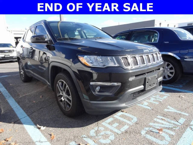 2019 Jeep Compass Latitude w/Sun/Wheel Pkg FWD photo