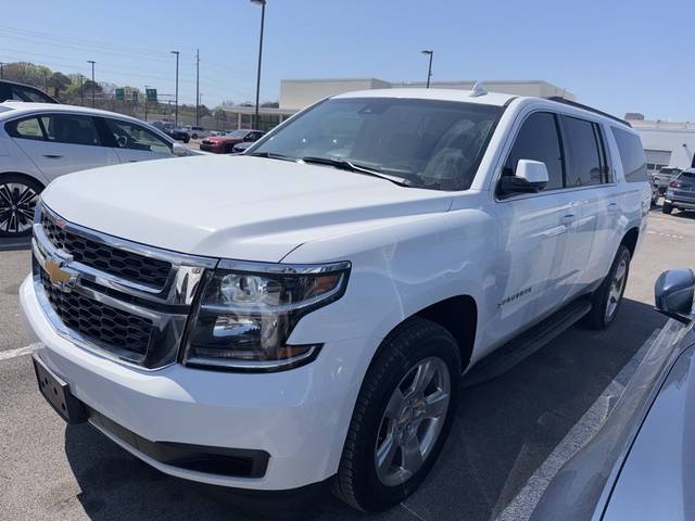 2019 Chevrolet Suburban LT 4WD photo
