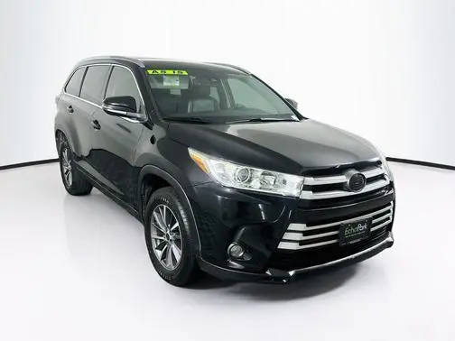 2019 Toyota Highlander XLE FWD photo