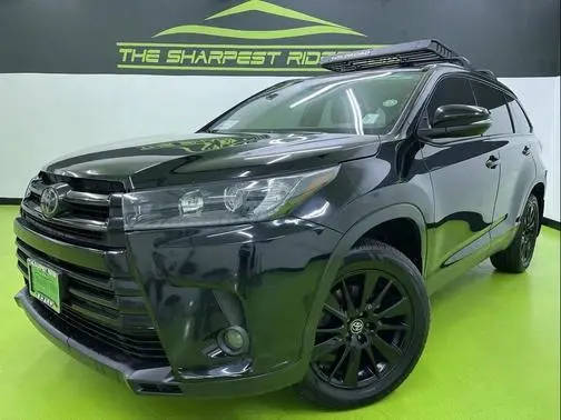 2019 Toyota Highlander SE AWD photo