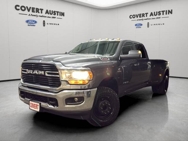 2019 Ram 3500 Big Horn 4WD photo